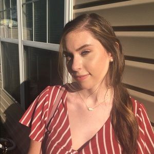 Meet your Posher, Lydia